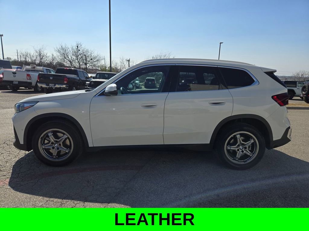 Used 2023 BMW X1 xDrive28i image 5