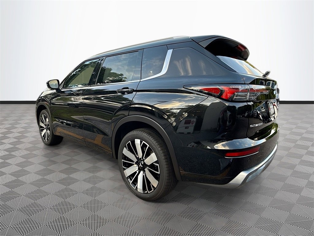 New 2025 Mitsubishi Outlander SEL image 7
