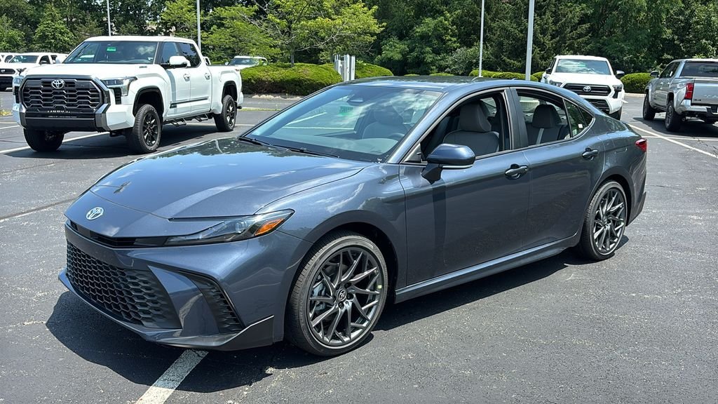 New 2026 Toyota Camry SE FWD image 2
