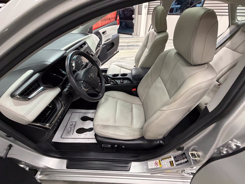 Used 2014 Toyota Avalon XLE Touring FWD image 57