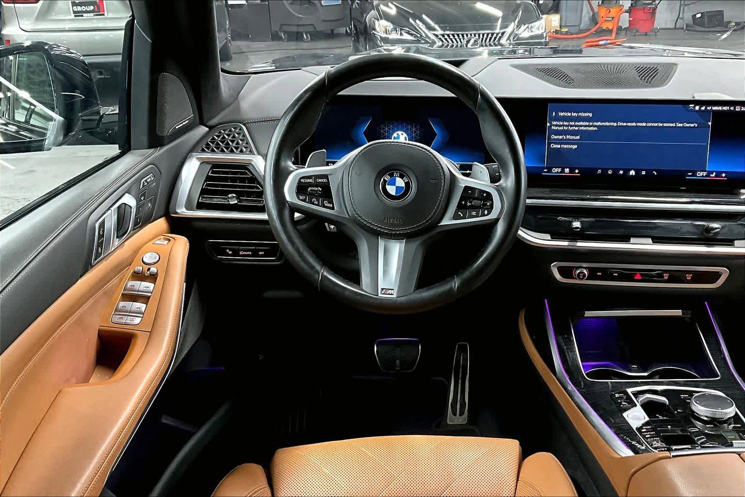 Used 2025 BMW X7 xDrive40i w/ M Sport Package image 5