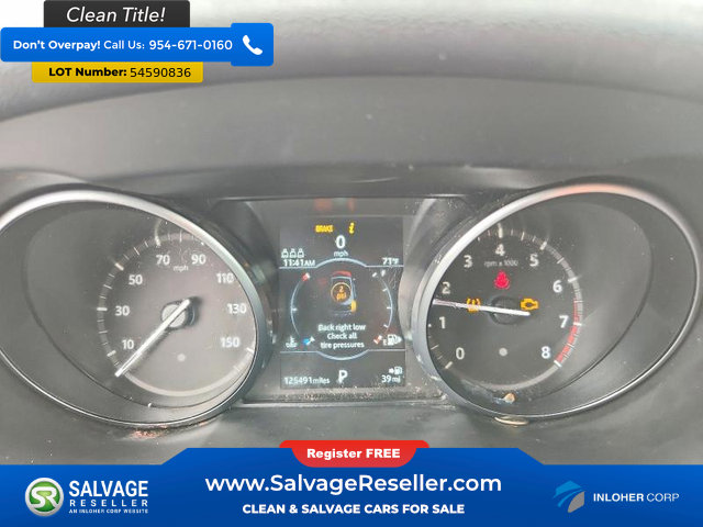 Used 2019 Land Rover Discovery Sport HSE AWD/4WD image 12