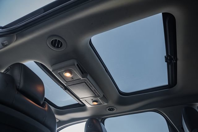 Used 2016 GMC Acadia Denali image 40