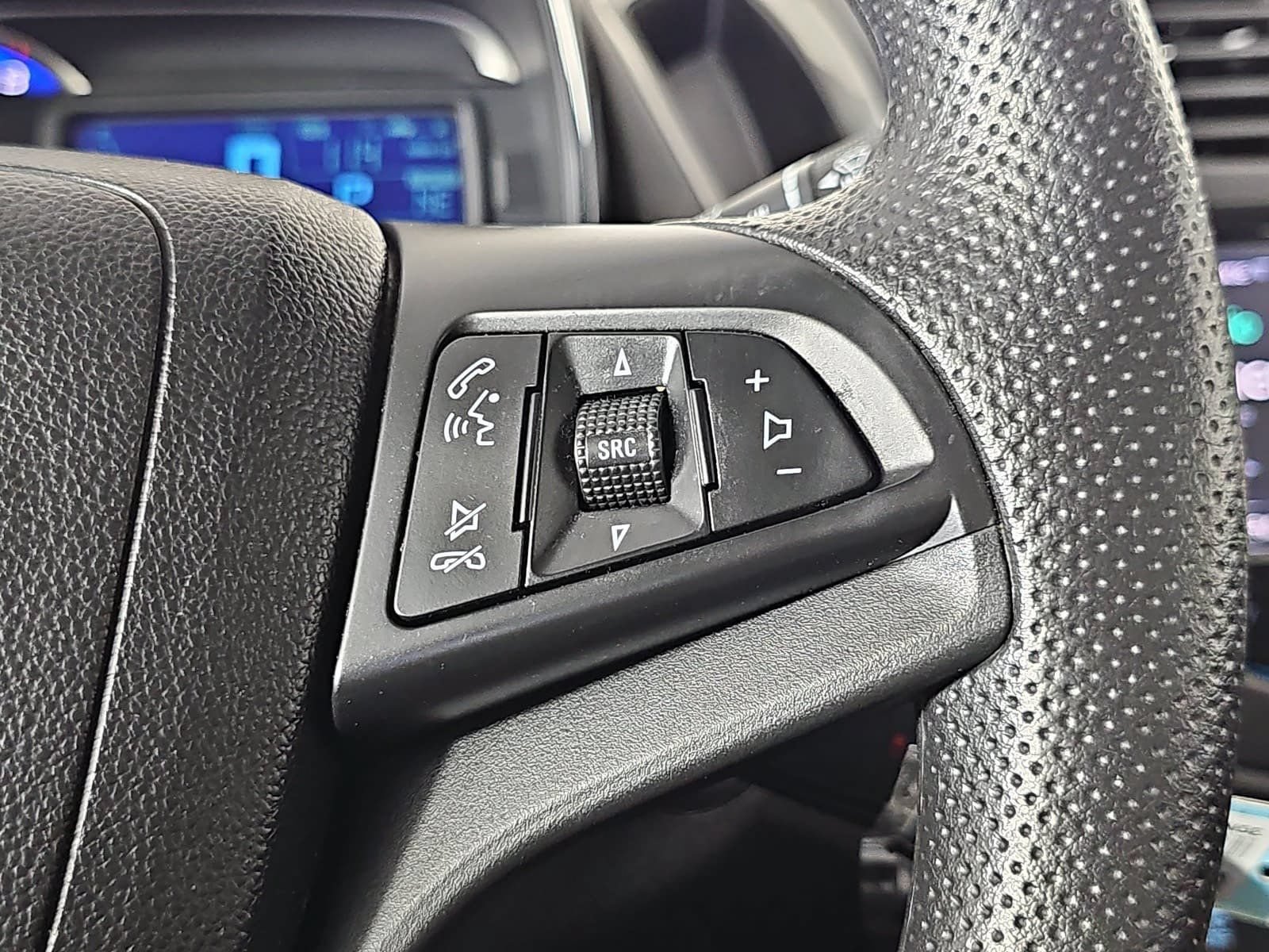Used 2016 Chevrolet Trax LS AWD/4WD image 17
