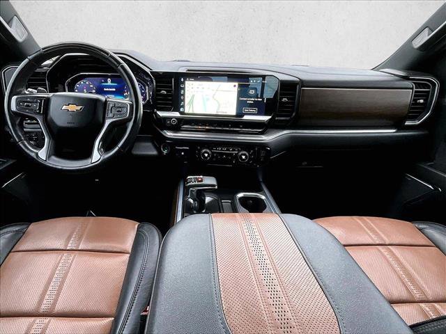 Used 2024 Chevrolet Silverado 1500 High Country AWD/4WD image 16