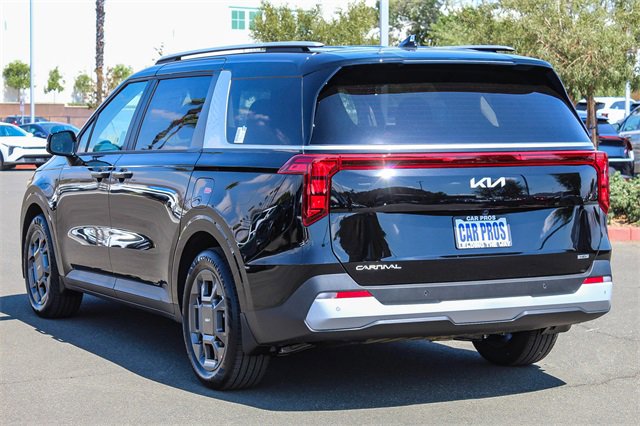 New 2026 Kia Carnival EX image 7