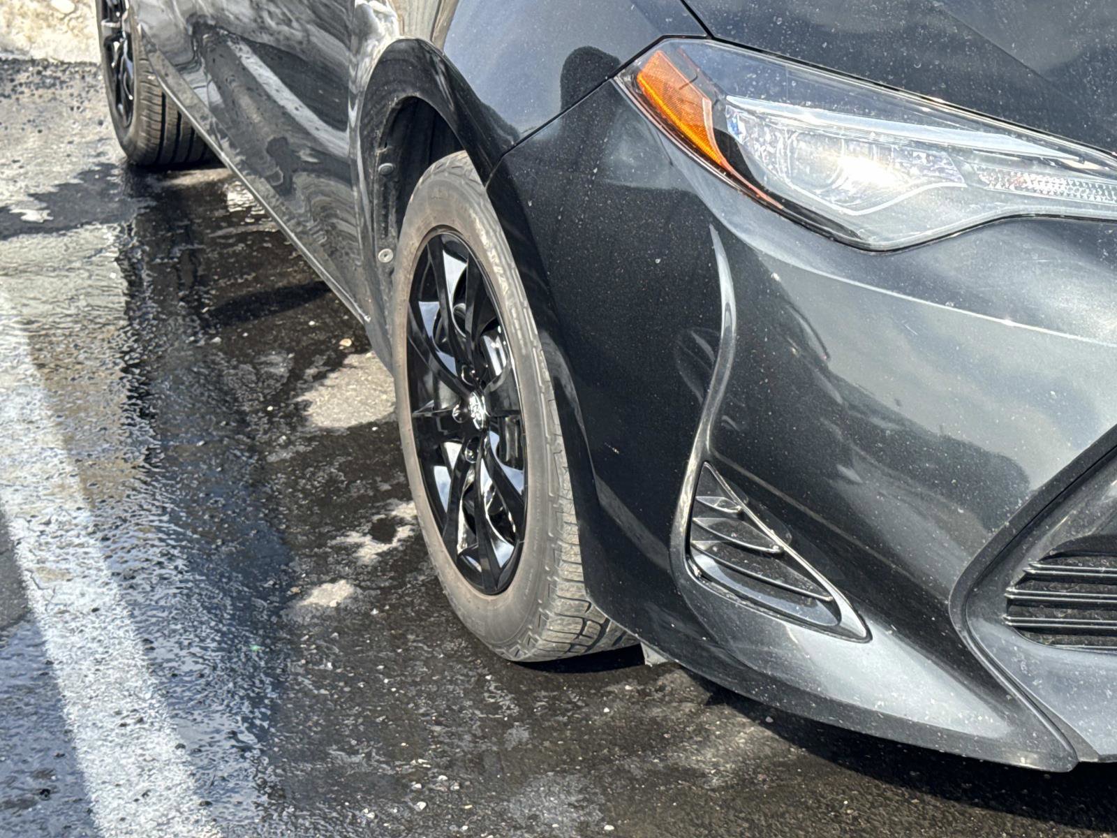 Used 2017 Toyota Corolla LE w/ Carpet Mat Package (TMS) image 5