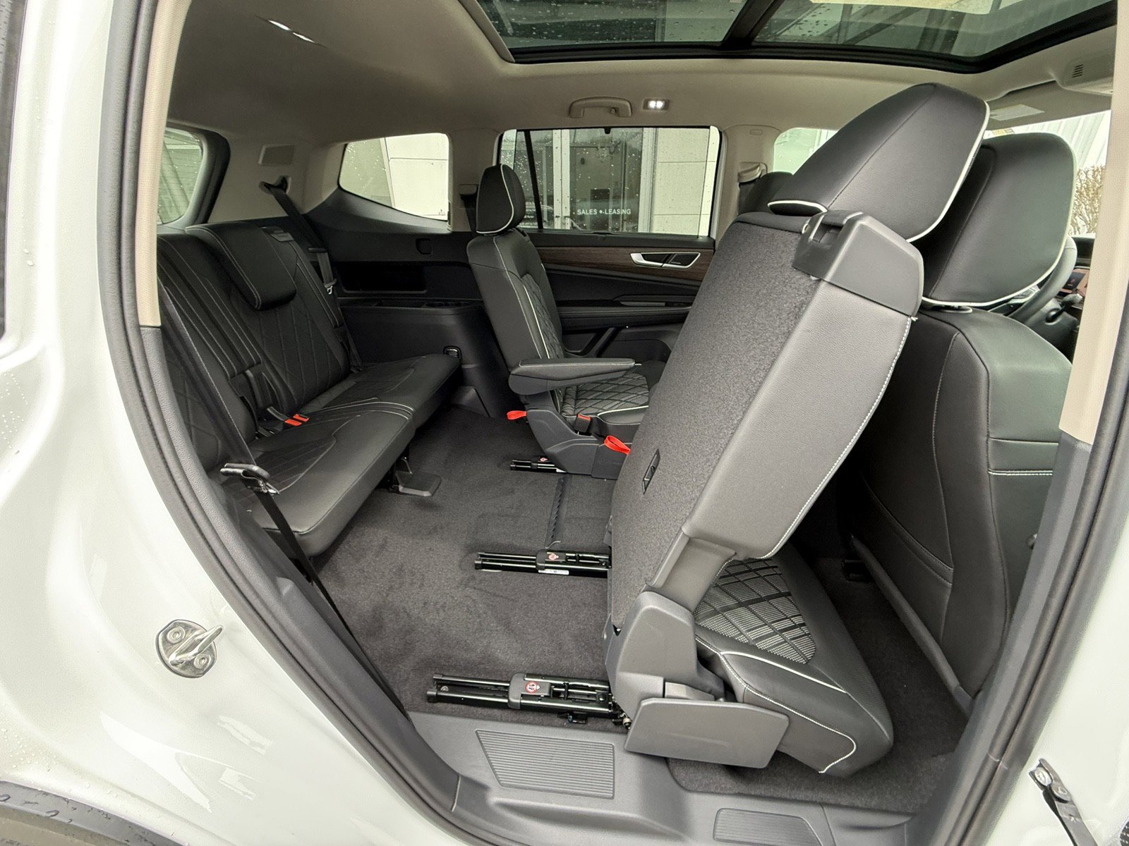 New 2026 Volkswagen Atlas SEL Premium R-Line image 25