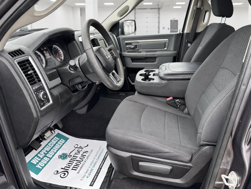 Used 2019 RAM 1500 Warlock AWD/4WD image 14