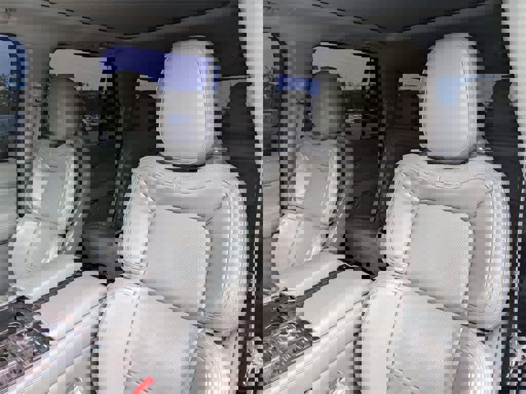 Used 2020 Lincoln Navigator Reserve w/ Luxury Package image 6