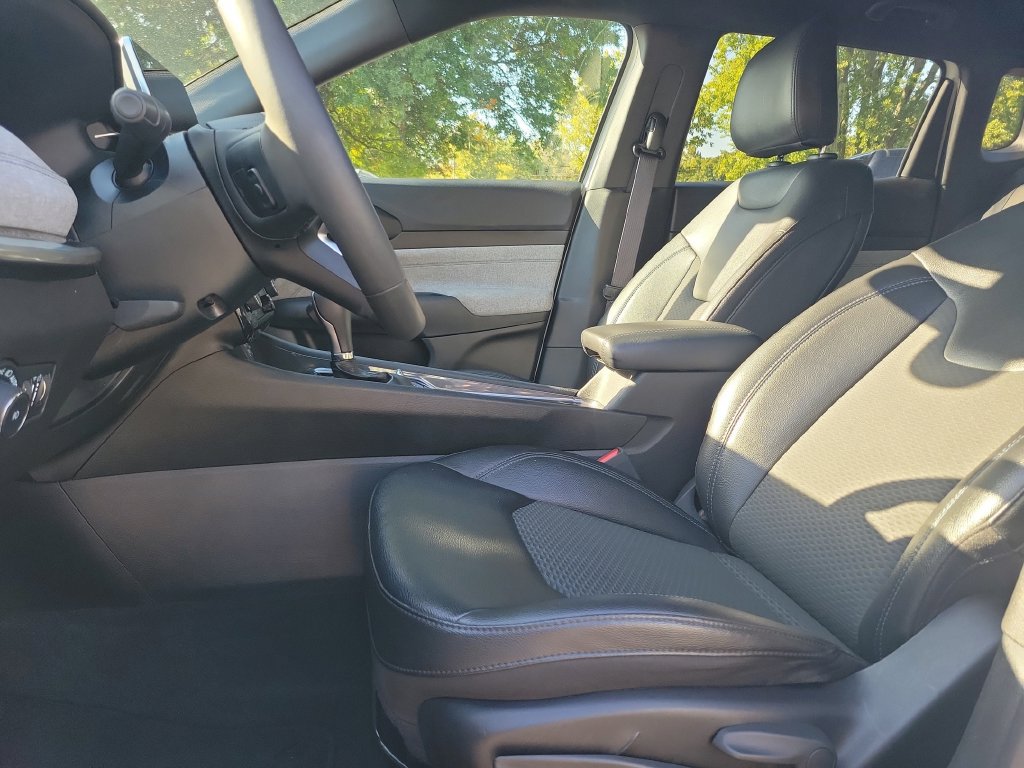 Used 2024 Jeep Compass Latitude AWD/4WD image 26