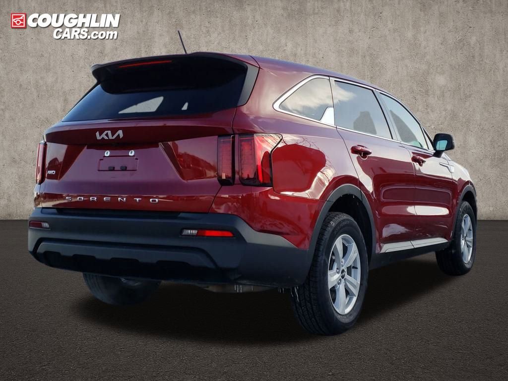 Used 2022 Kia Sorento LX image 8