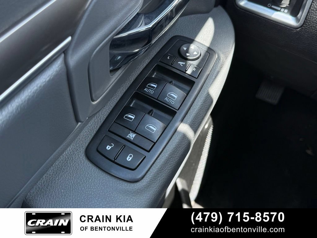 Used 2019 RAM 1500 Big Horn AWD/4WD image 10