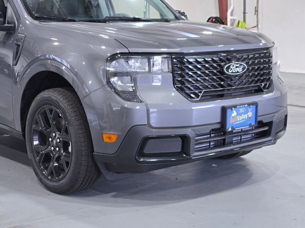 New 2025 Ford Maverick XLT w/ XLT Luxury Package image 2