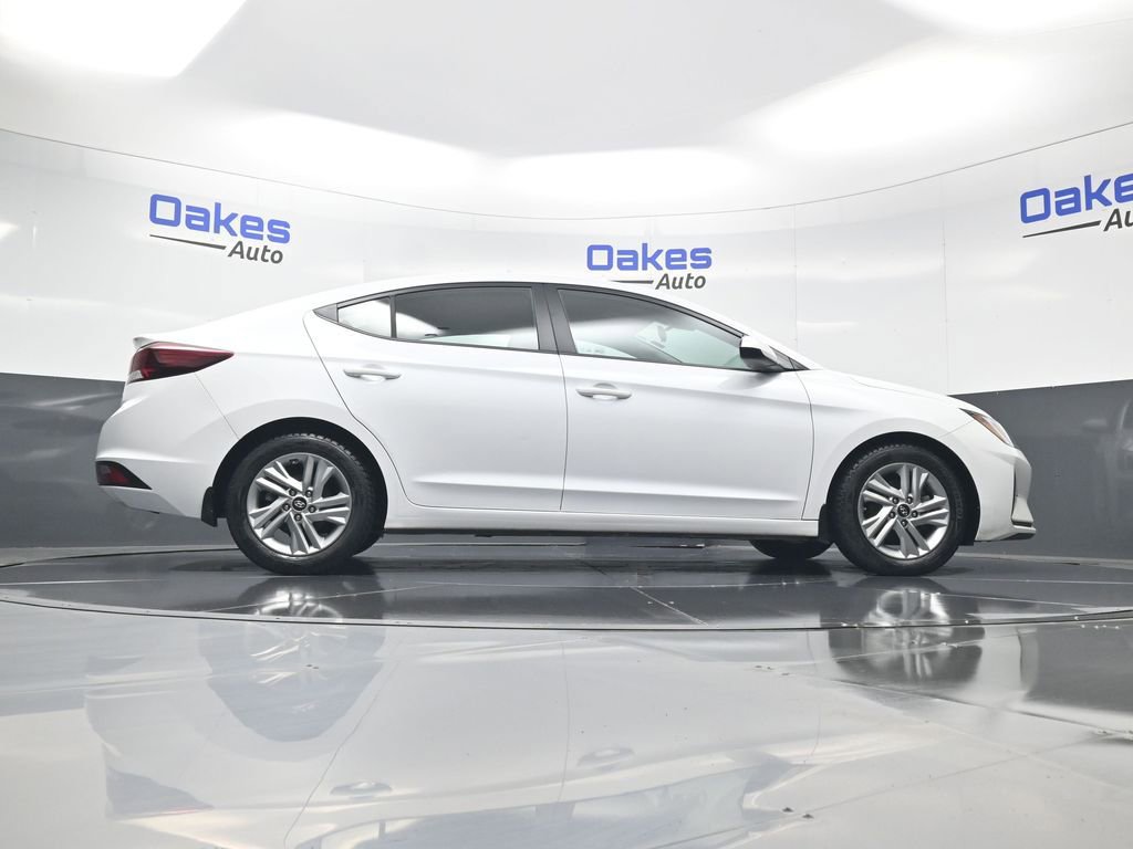 Used 2020 Hyundai Elantra SEL w/ Winter Weather Package image 44