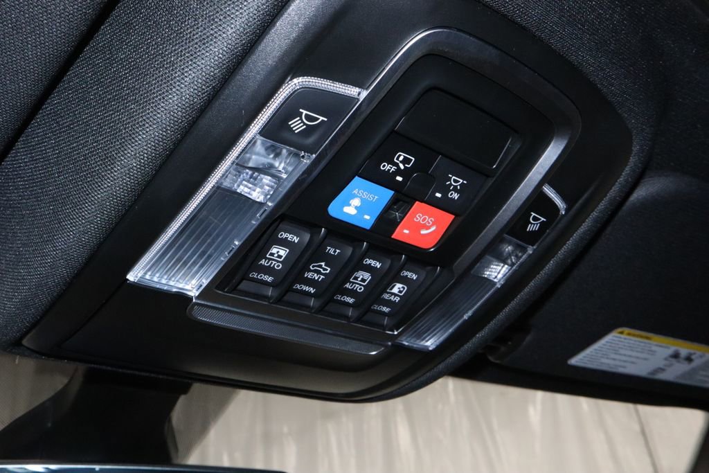 Used 2024 RAM 1500 Big Horn image 32