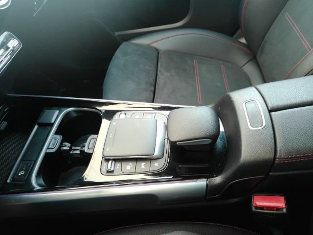 Used 2023 Mercedes-Benz EQB 300 4MATIC image 44