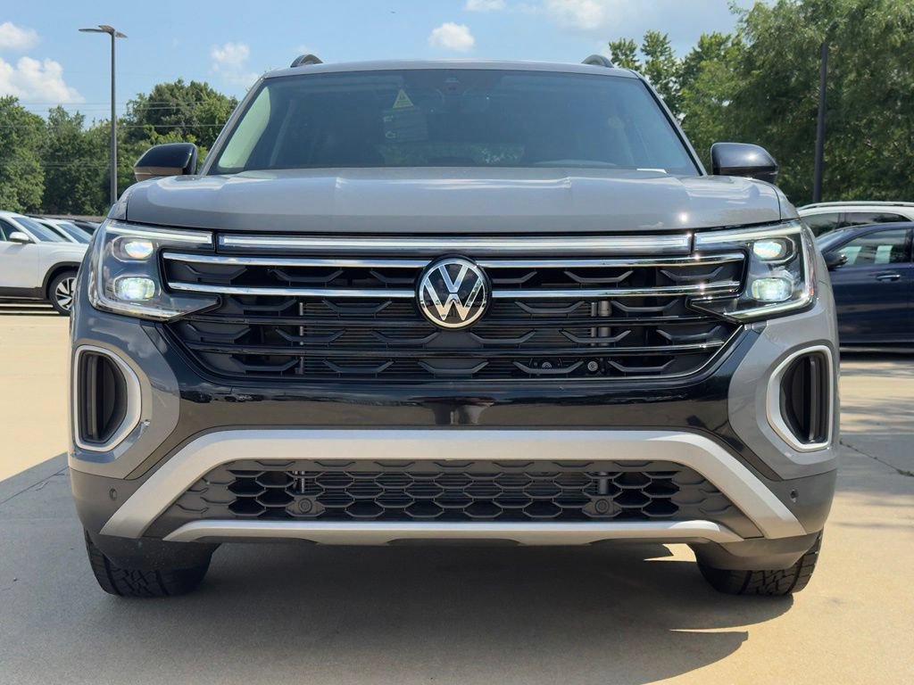 New 2026 Volkswagen Atlas Peak Edition AWD/4WD image 10