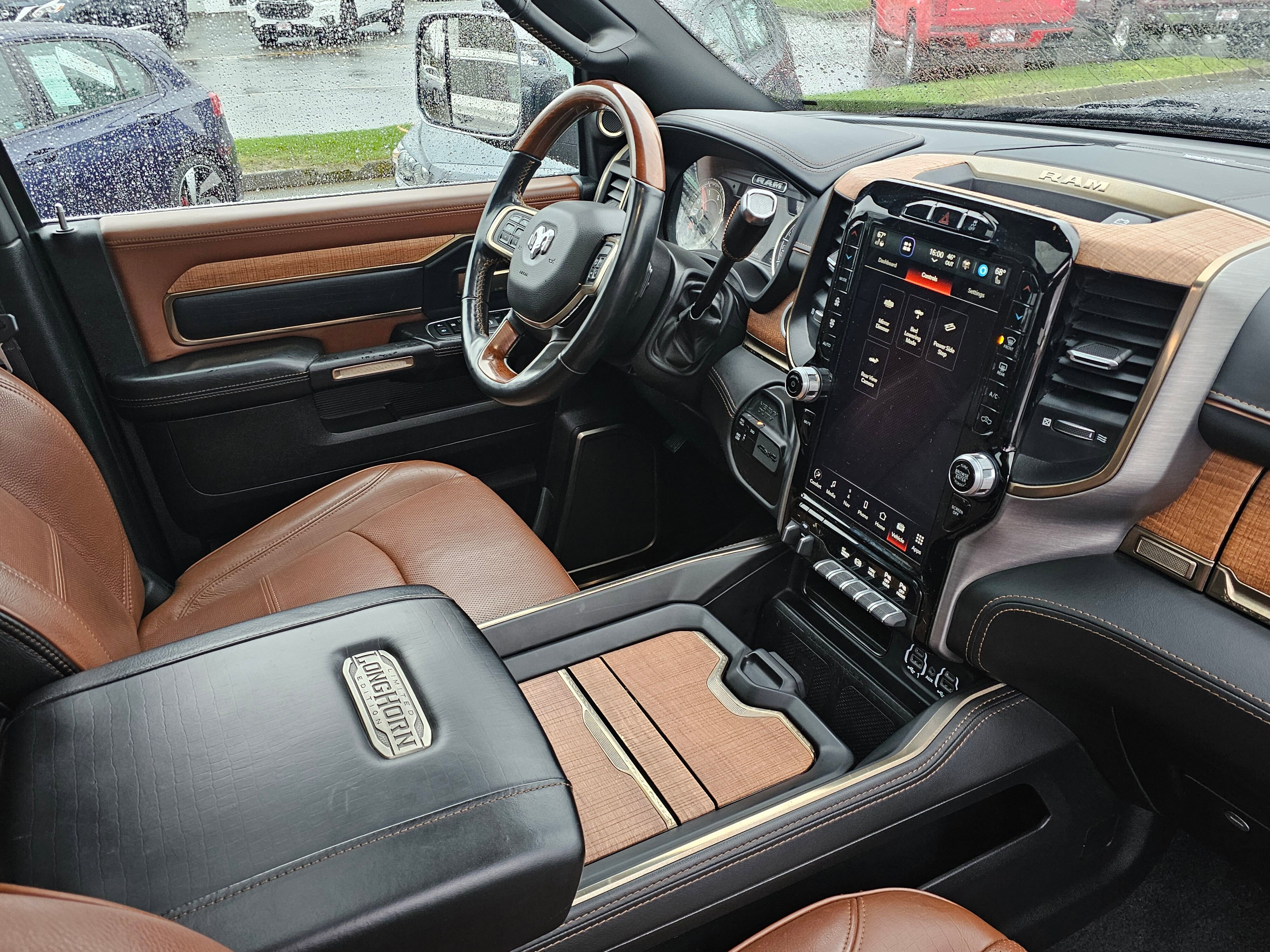 Used 2022 RAM 3500 Limited image 10