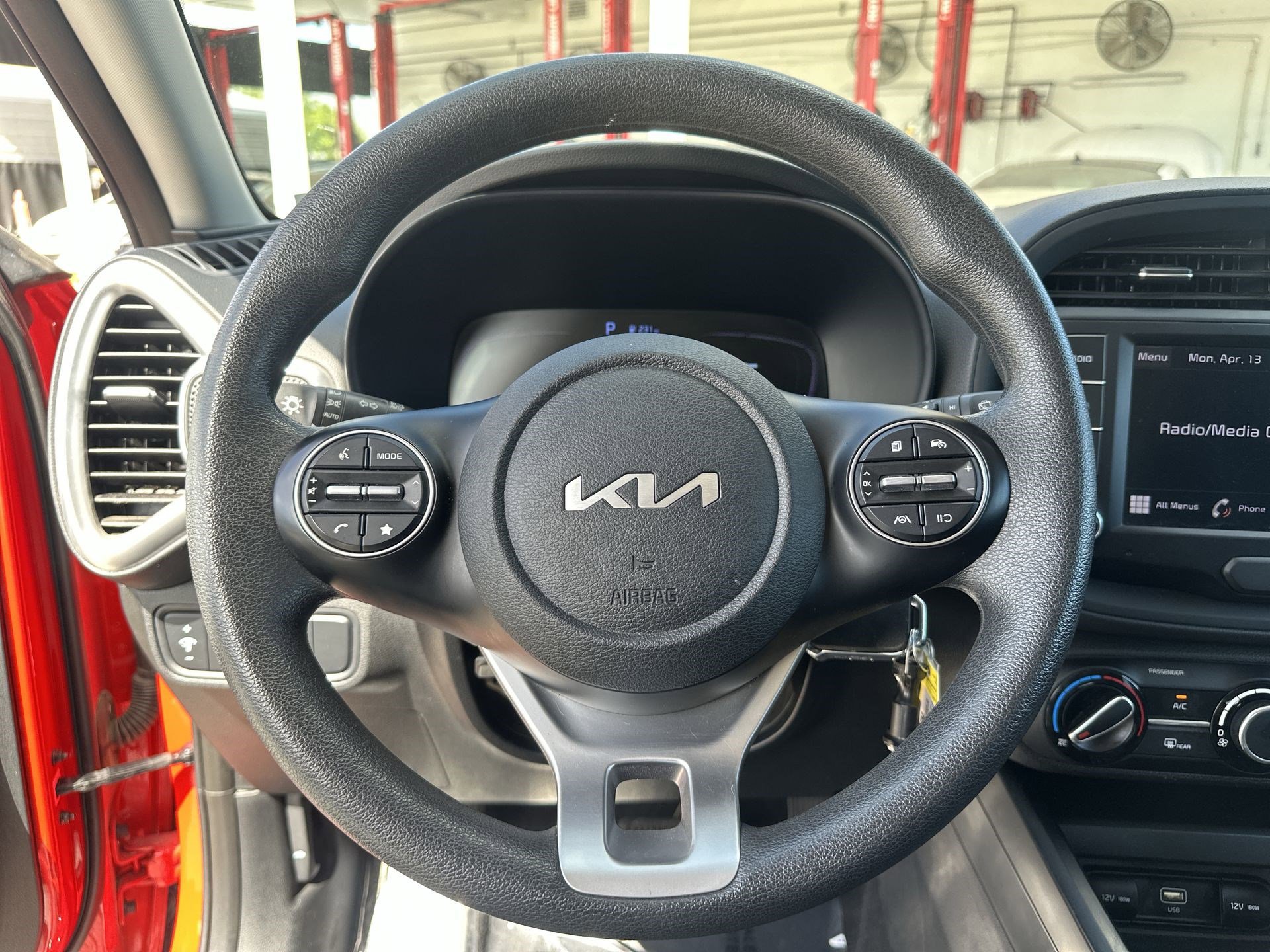 Used 2024 Kia Soul LX w/ Option Group 015 image 11