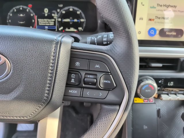 Used 2026 Toyota 4Runner TRD Off-Road Premium w/ Tow Technology Package AWD/4WD image 15