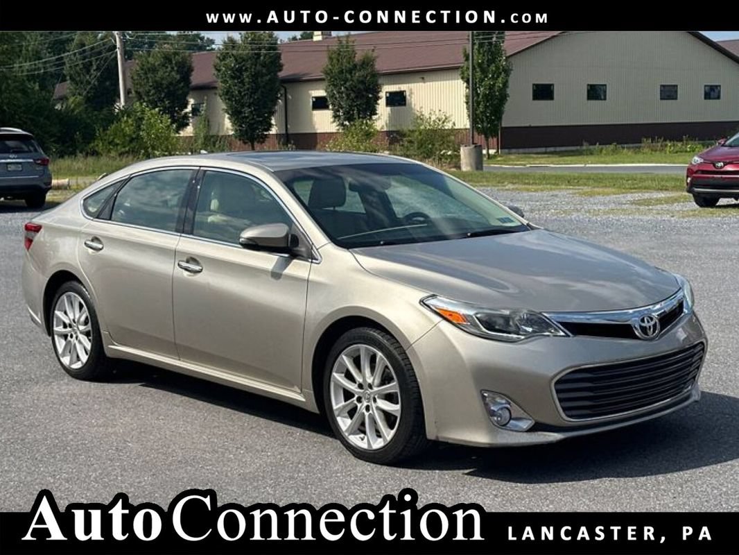 Used 2013 Toyota Avalon Limited FWD video 1