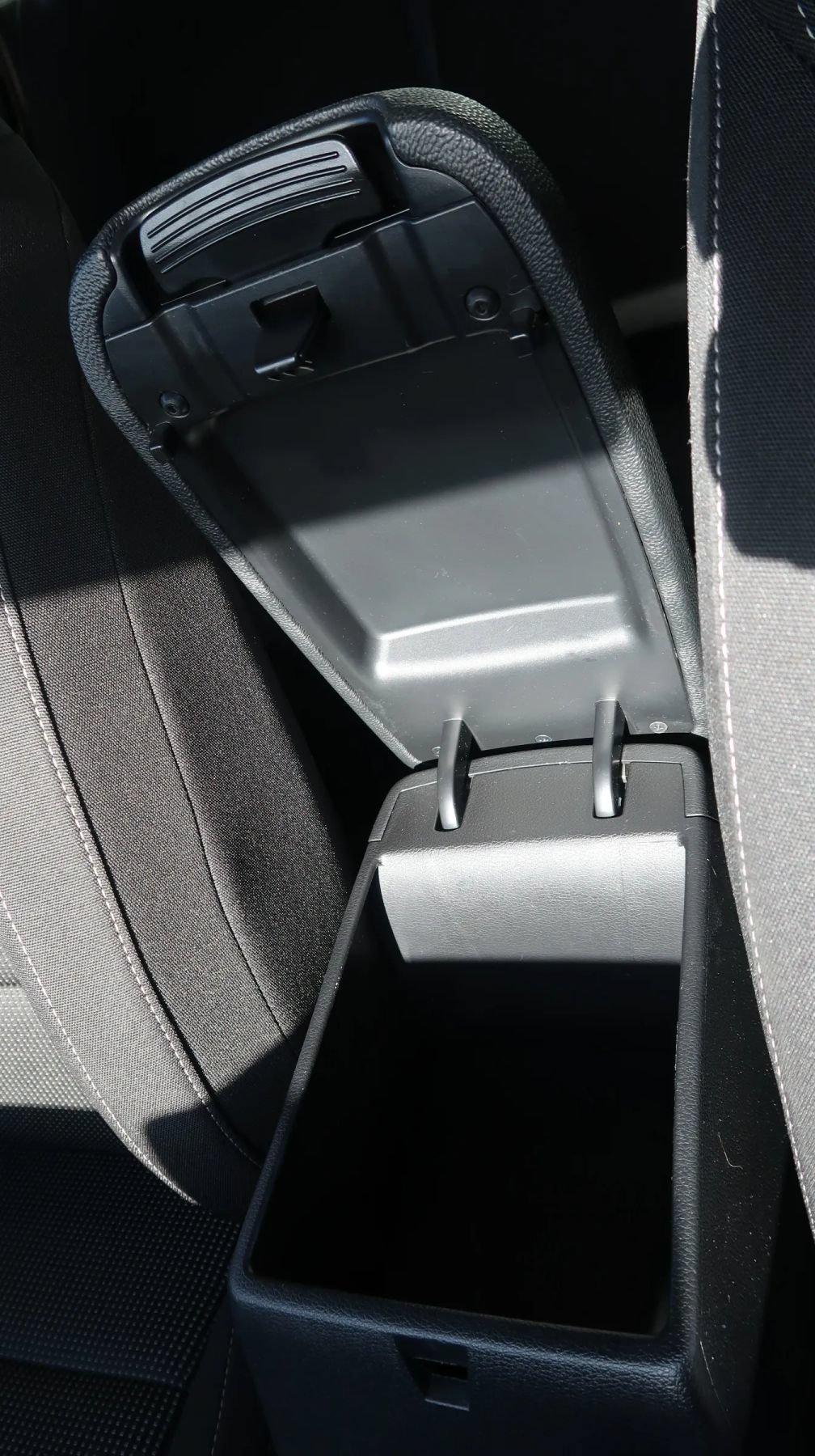 Used 2019 Kia Forte LXS FWD image 26