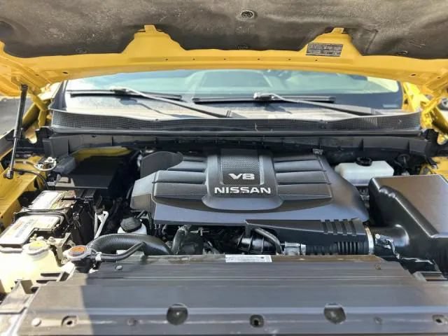 Used 2018 Nissan Titan PRO-4X AWD/4WD image 8