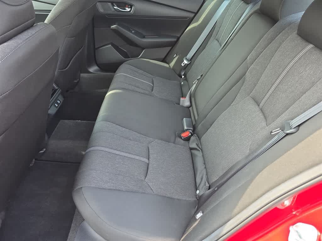 Used 2025 Honda Accord Sport image 15