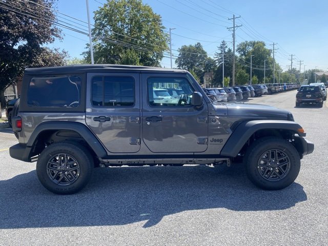 New 2025 Jeep Wrangler Sport S image 9
