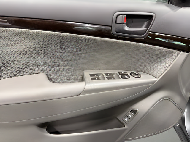 Used 2010 Hyundai Sonata GLS w/ Popular Equipment Pkg 2 FWD image 9