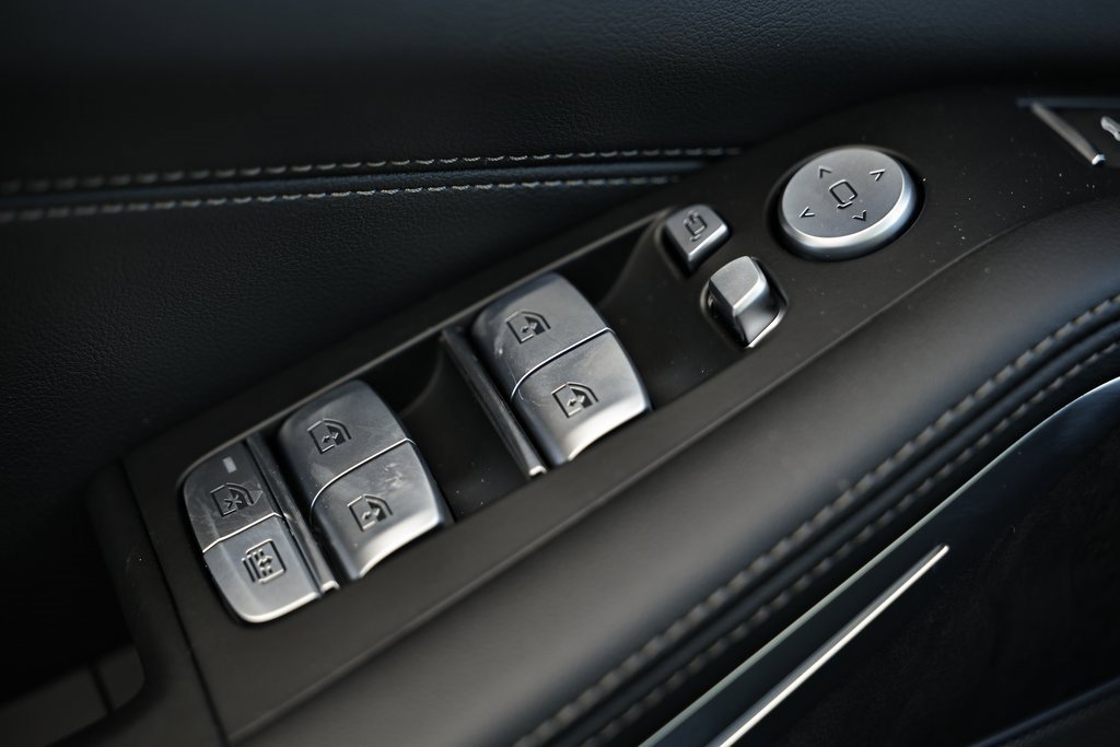 New 2026 BMW X7 xDrive40i w/ Premium Package image 17