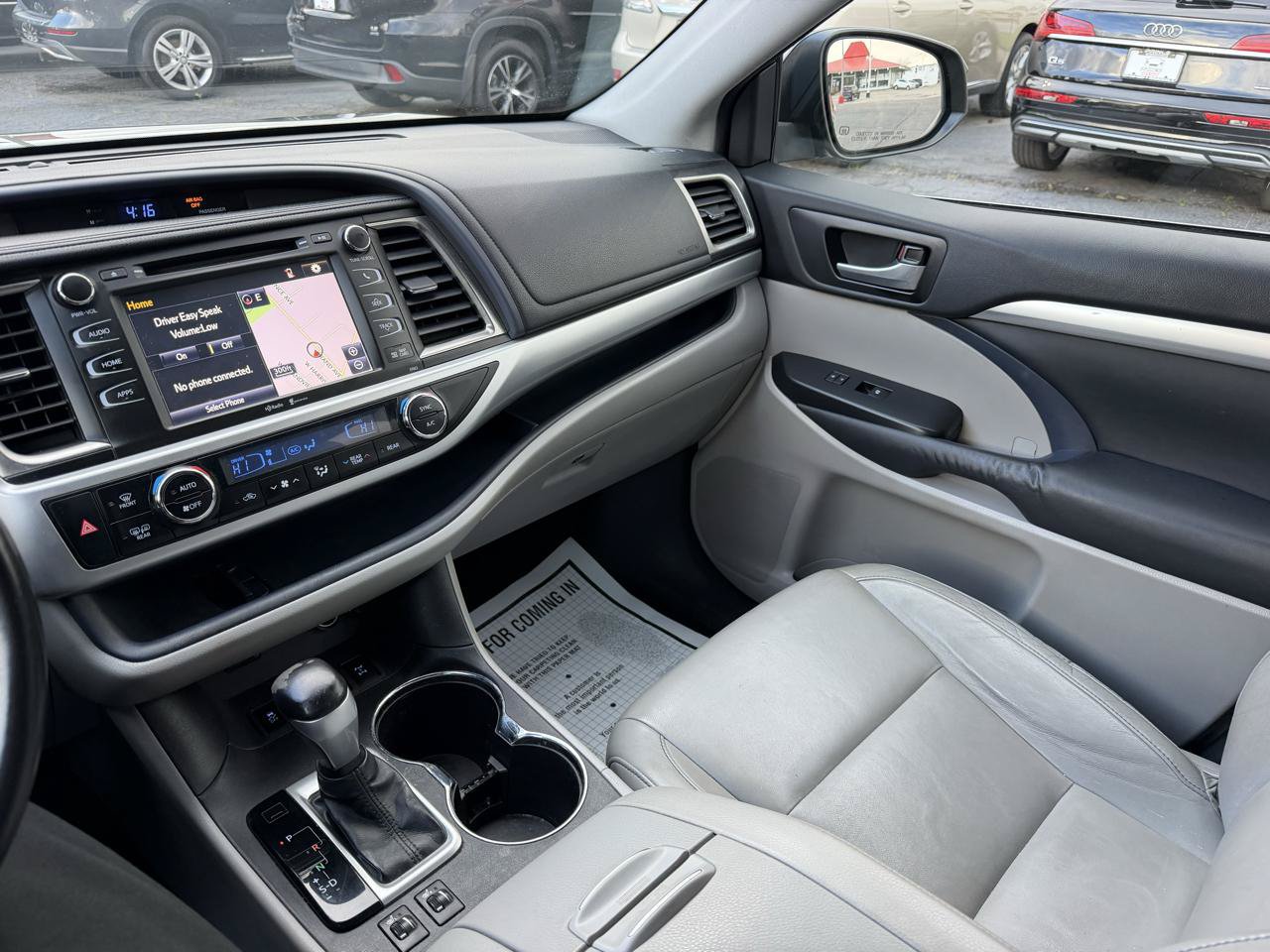 Used 2014 Toyota Highlander XLE AWD/4WD image 20