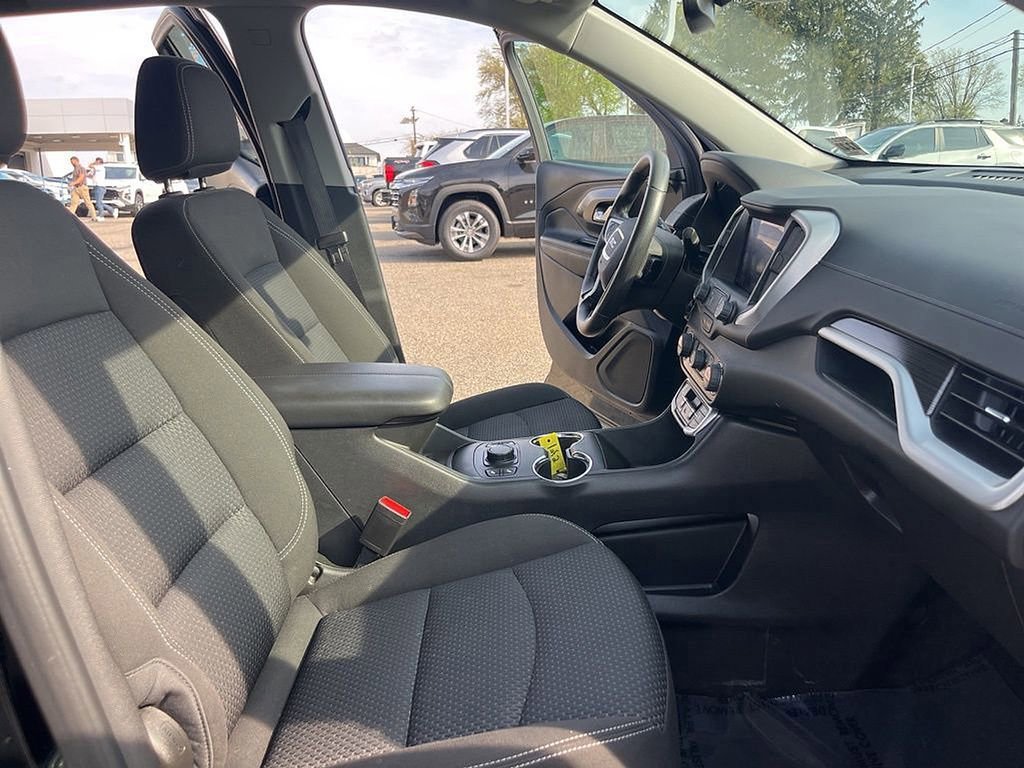 Used 2022 GMC Terrain SLE w/ Driver Convenience Package image 53