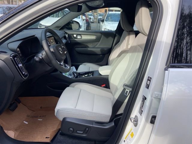 New 2026 Volvo EX40 Plus w/ Climate Package RWD image 10