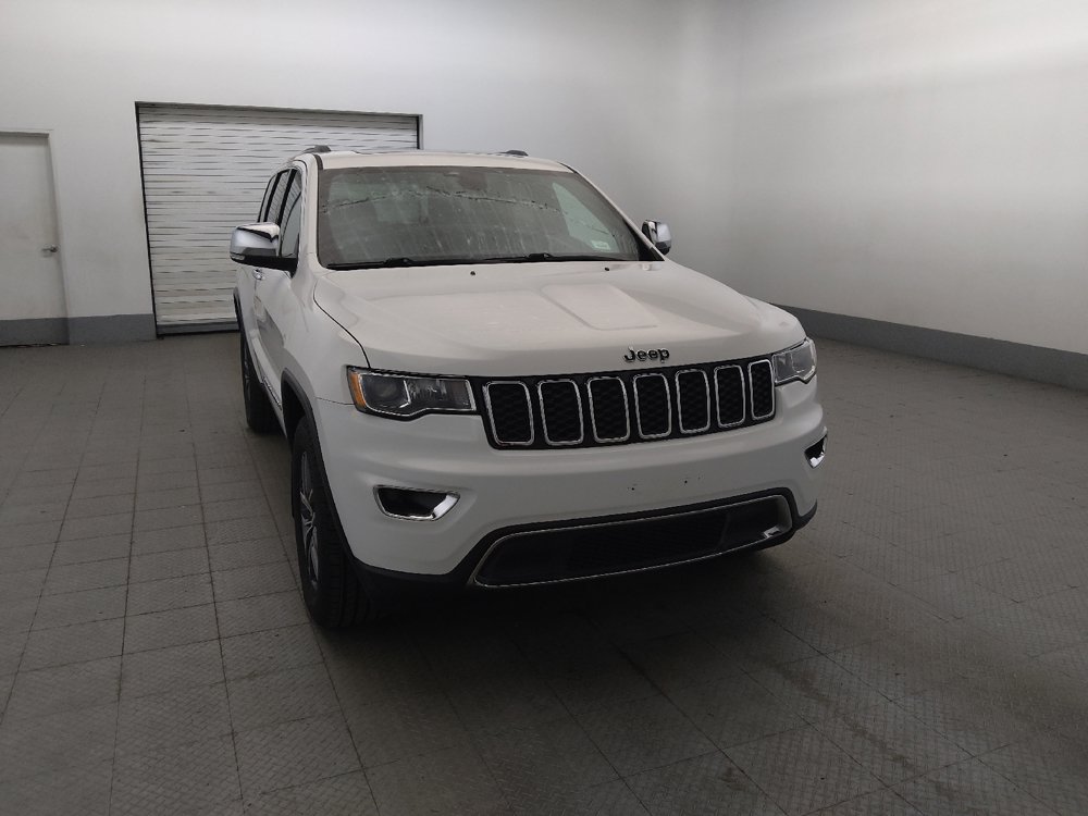 Used 2017 Jeep Grand Cherokee Limited AWD/4WD image 14