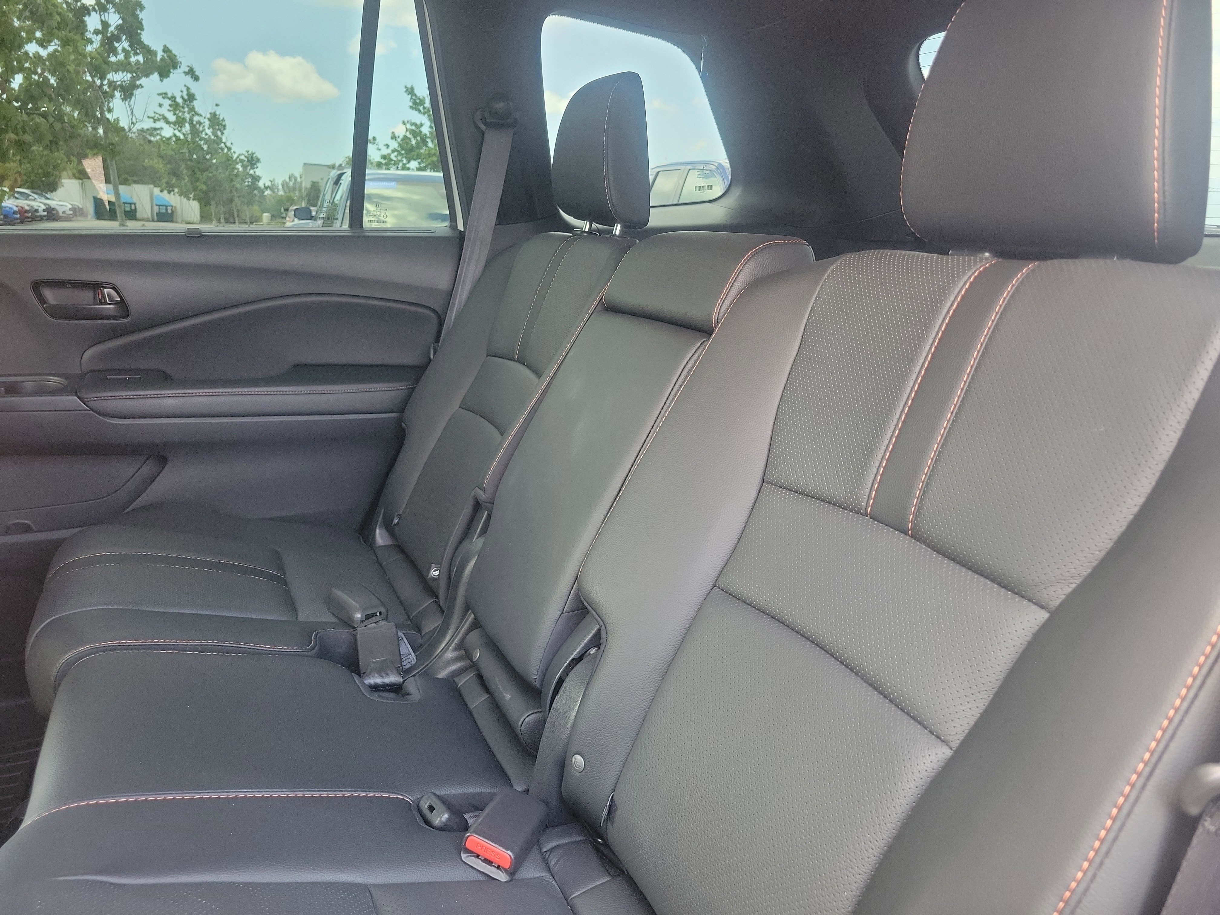 Used 2023 Honda Passport TrailSport image 17