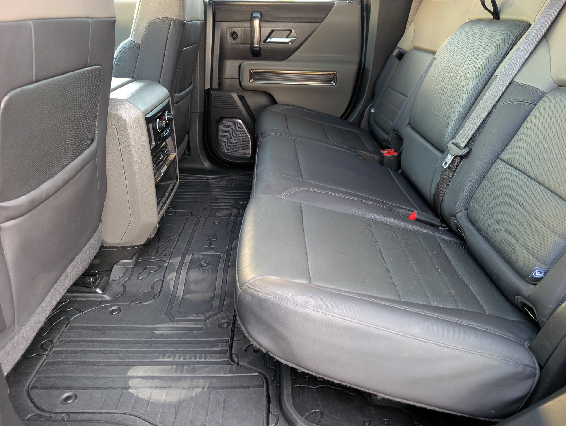 Used 2024 GMC Hummer EV 3X AWD/4WD image 16