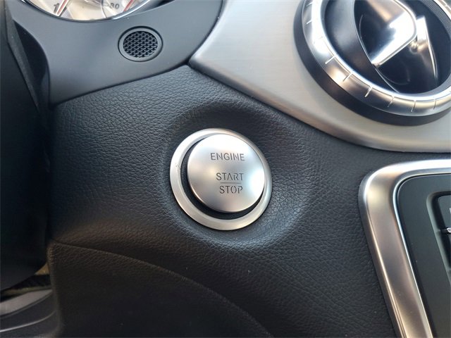 Used 2015 Mercedes-Benz CLA 250 image 30