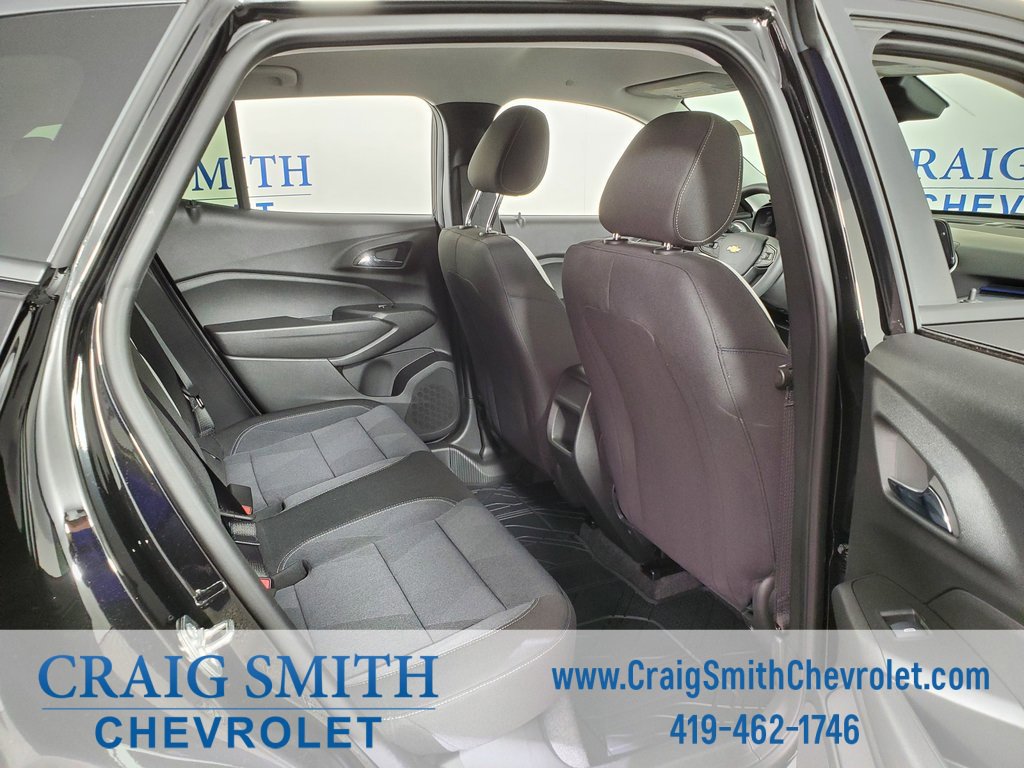 New 2026 Chevrolet Trax LS w/ LS Convenience Package image 30