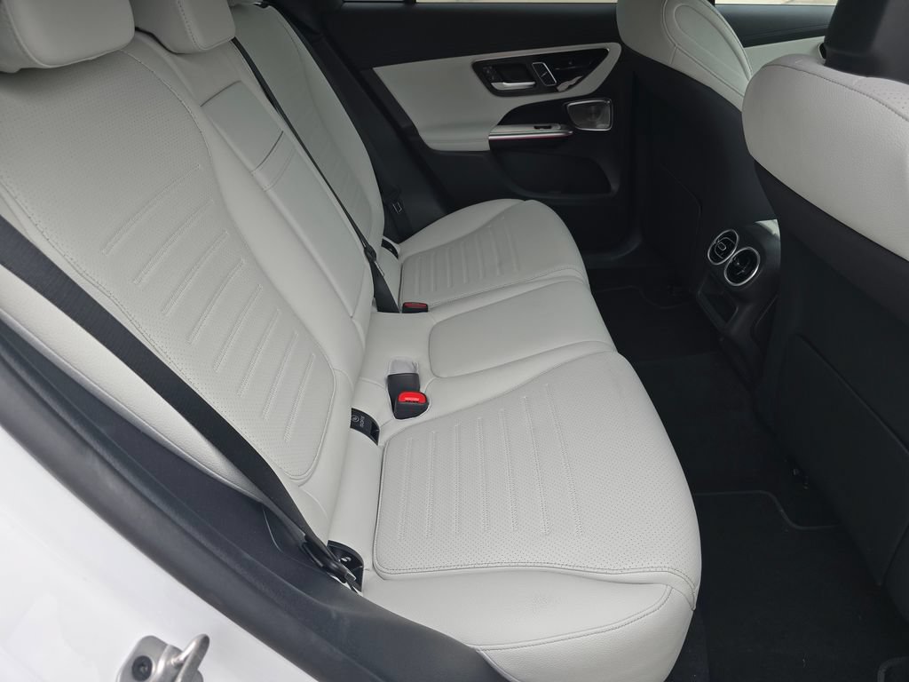 Certified 2026 Mercedes-Benz GLC 300 4MATIC image 21