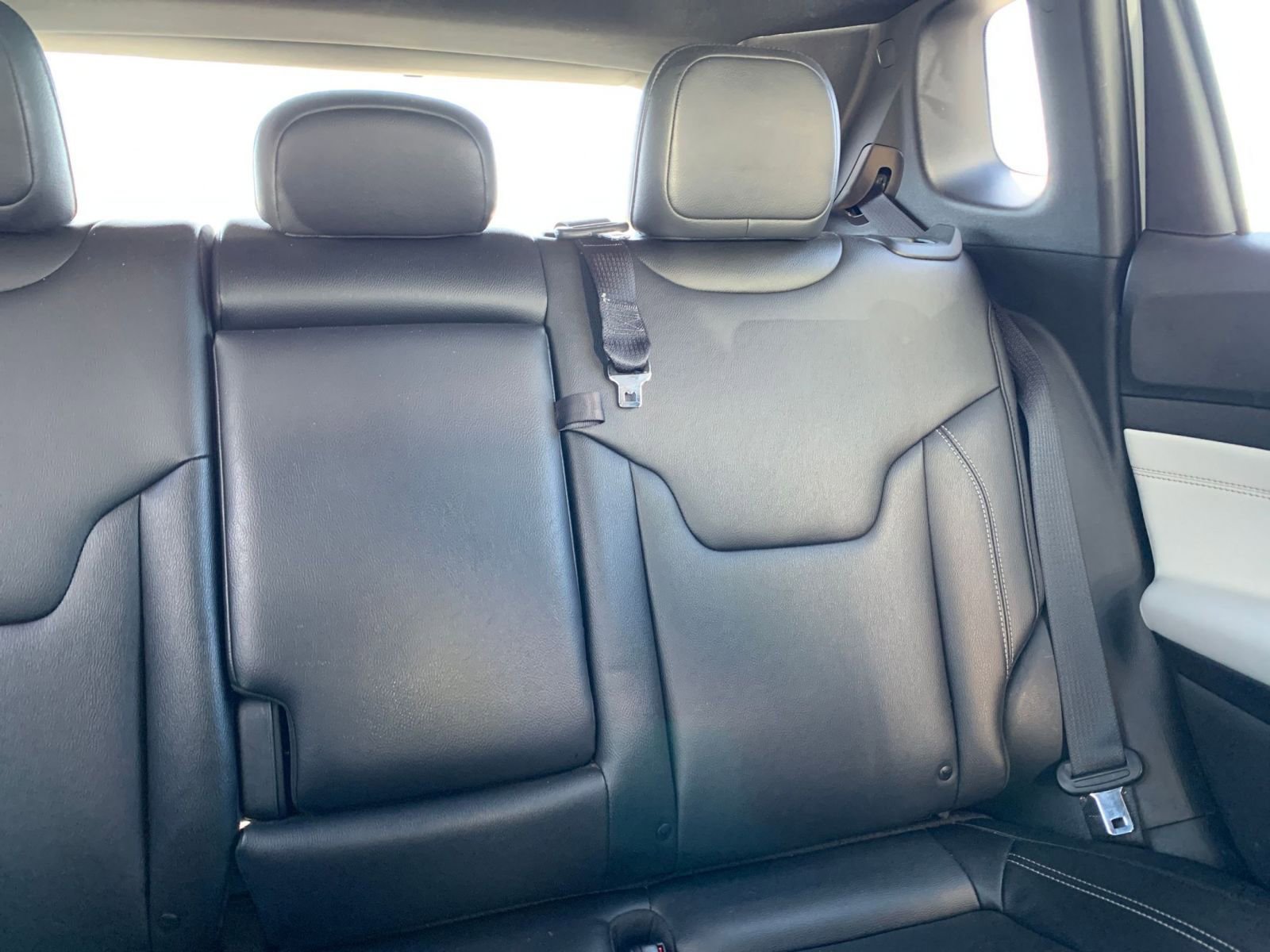 Used 2025 Jeep Compass Limited image 38