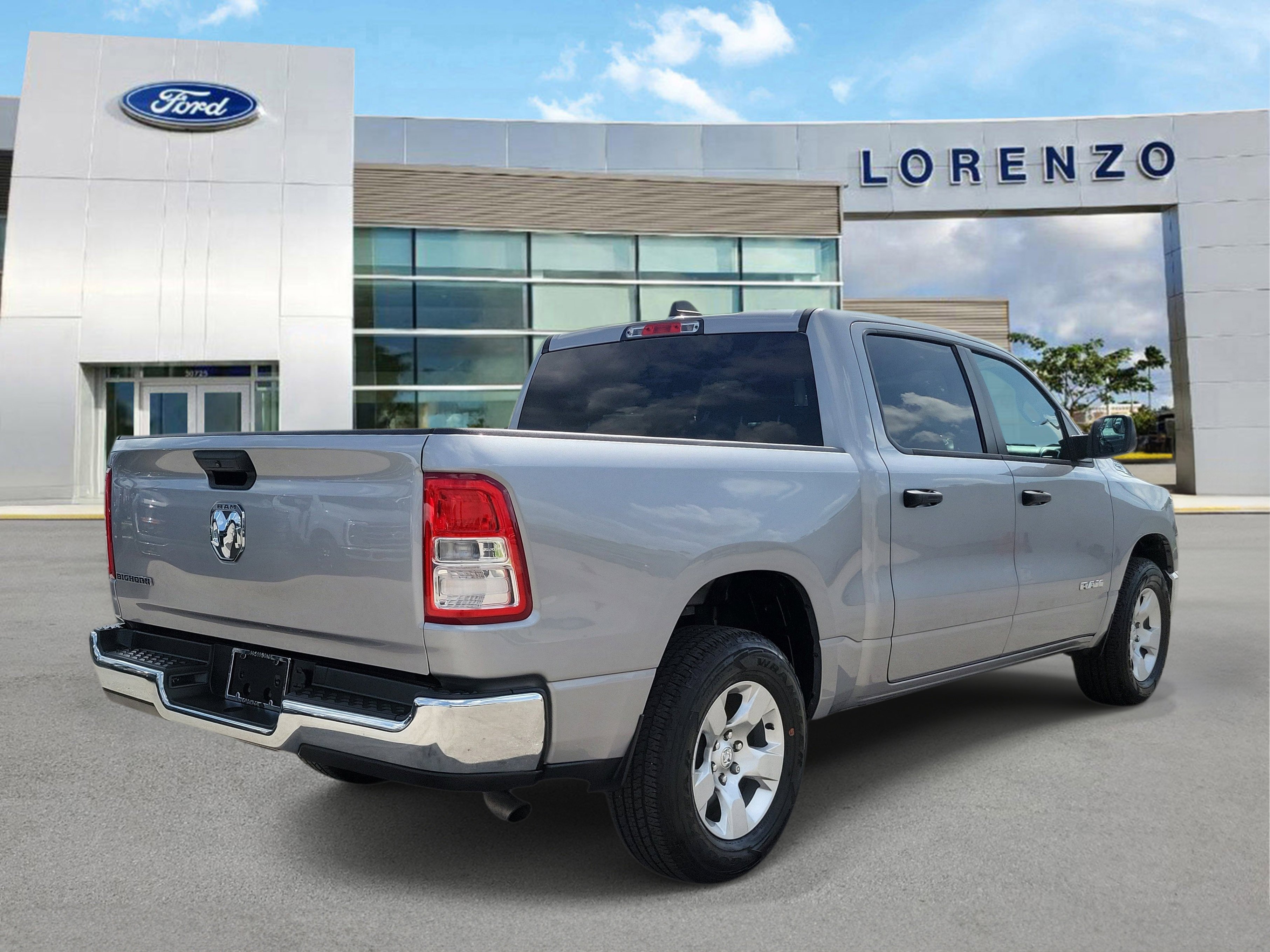 Used 2023 RAM 1500 Big Horn RWD image 5