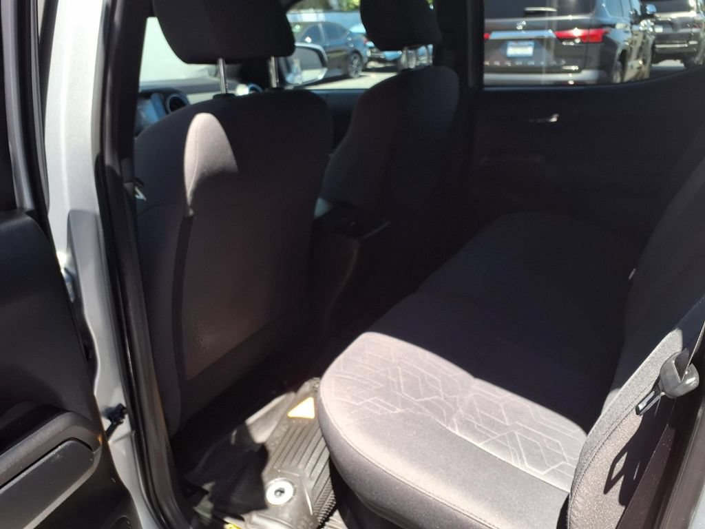 Used 2019 Toyota Tacoma TRD Sport RWD image 24