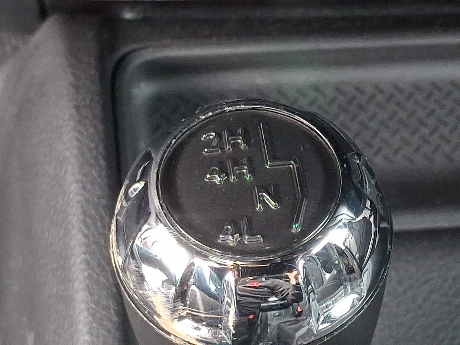 Used 2016 Jeep Wrangler Unlimited Sahara w/ Dual Top Group image 23