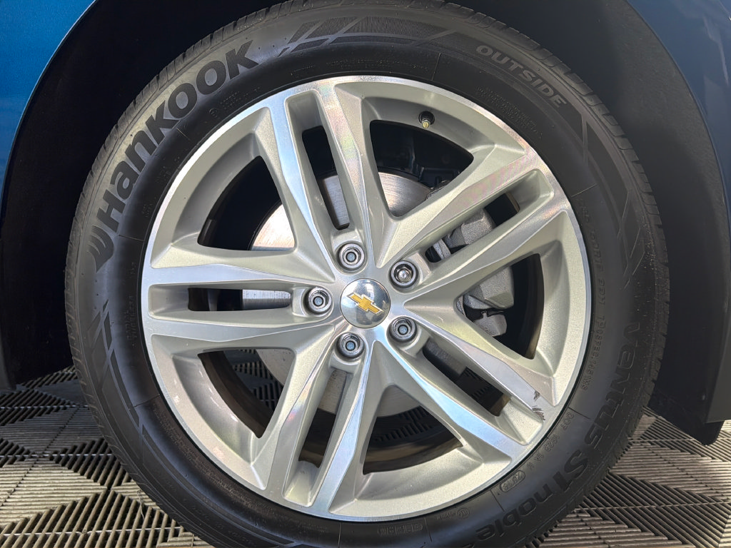 Certified 2020 Chevrolet Equinox Premier FWD image 38