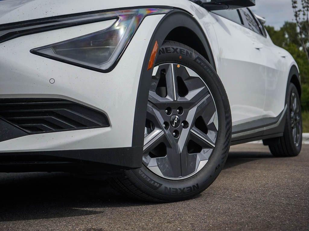 New 2026 Kia EV6 Light AWD/4WD image 6