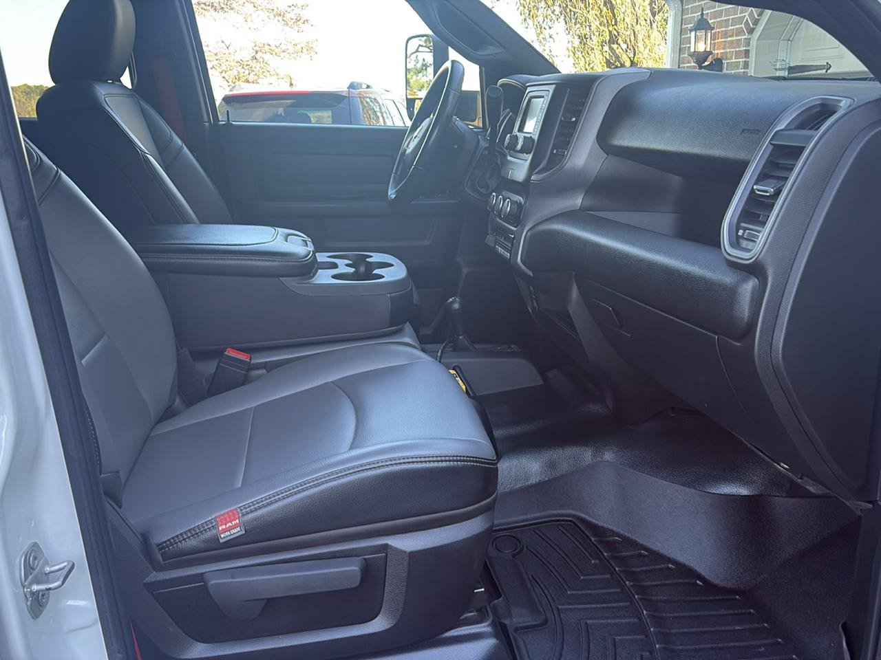 Used 2022 RAM 5500 Tradesman AWD/4WD image 13