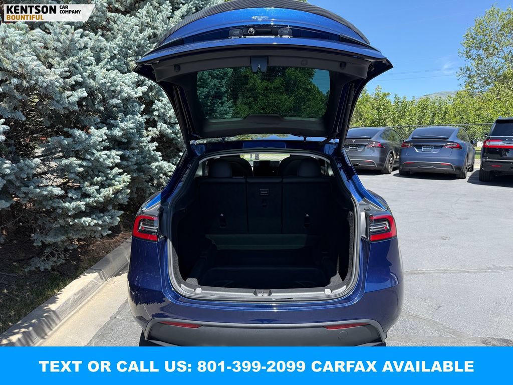 Used 2024 Tesla Model Y Long Range AWD/4WD image 29