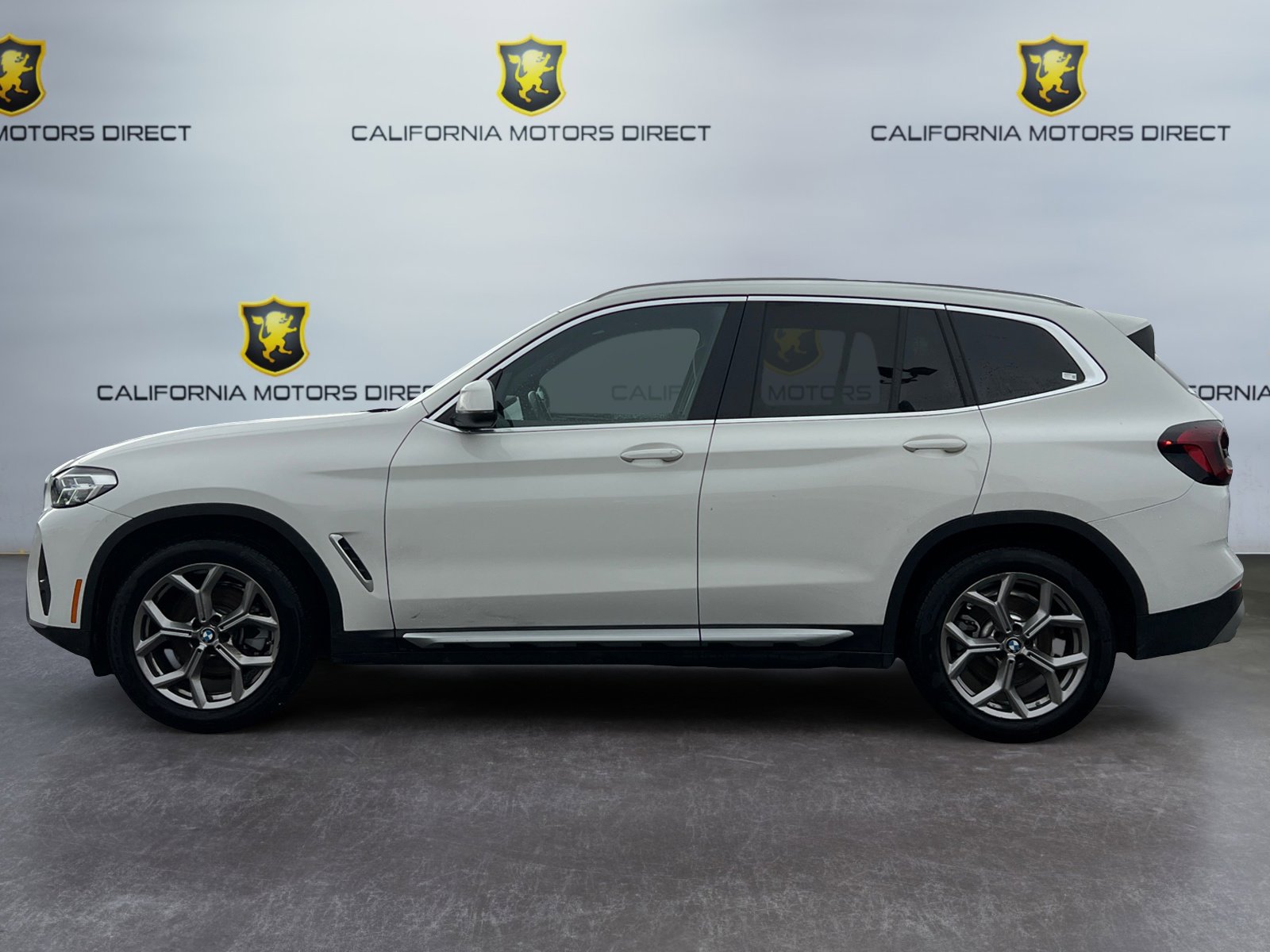 Used 2022 BMW X3 sDrive30i w/ Convenience Package w/ZPA image 2